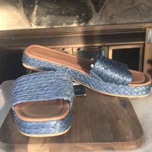 Blue size 6 1/2 basket weave sandals by Universal Thread